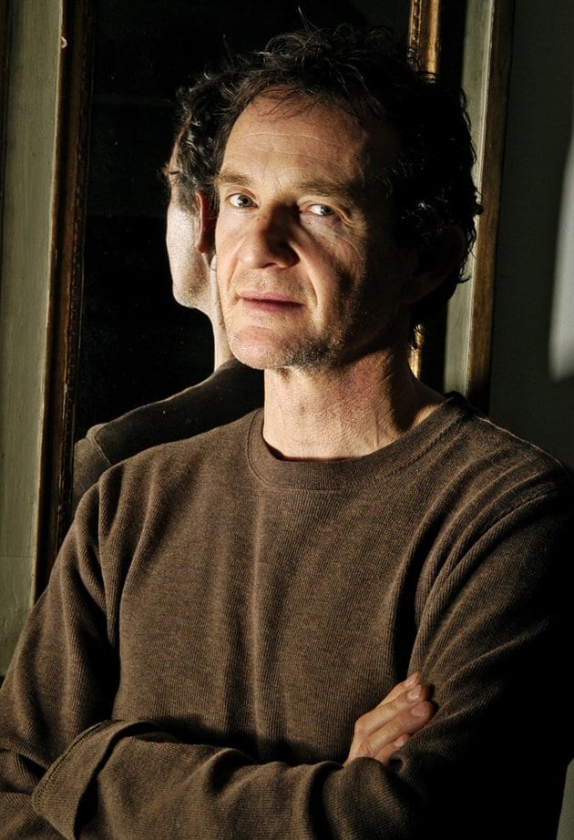 Anton Lesser