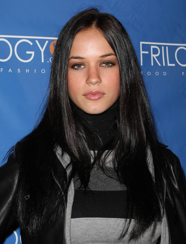 Alexis Knapp Alexis Knapp