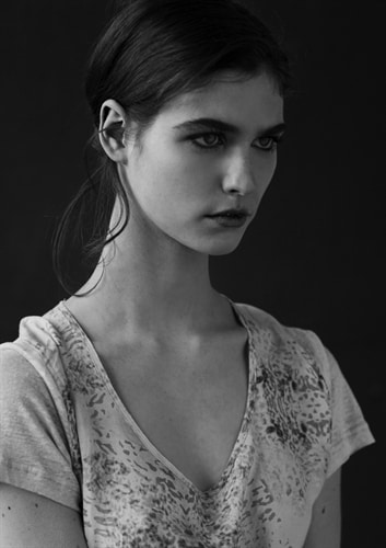 Manon Leloup image