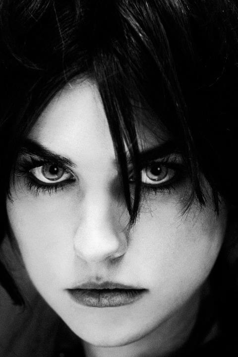Manon Leloup Manon Leloup