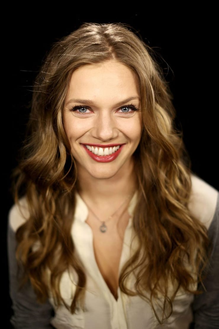 Tracy Spiridakos