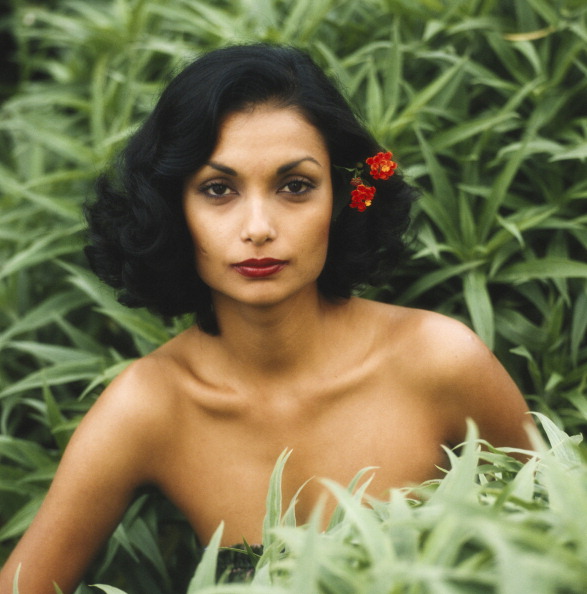 Shakira Caine