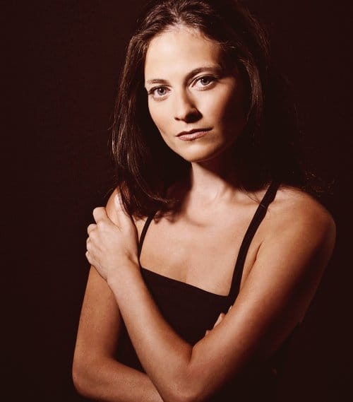 Lara Pulver