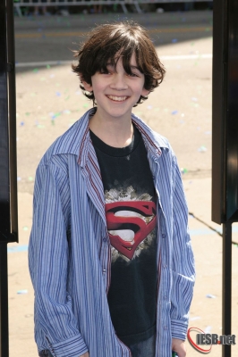 Zach Mills