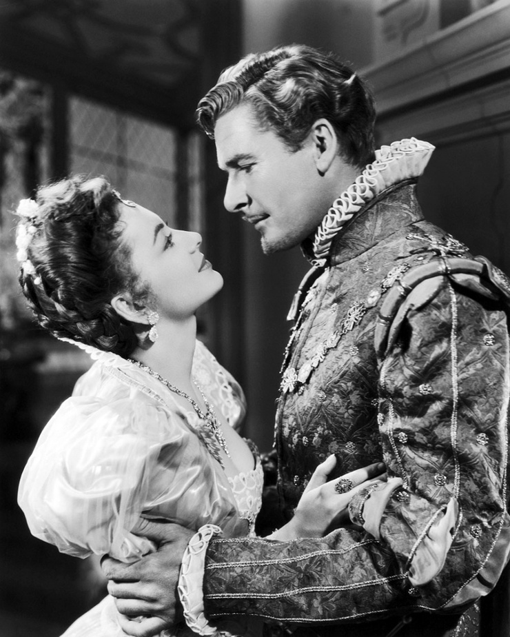 The Private Lives of Elizabeth and Essex (1939)