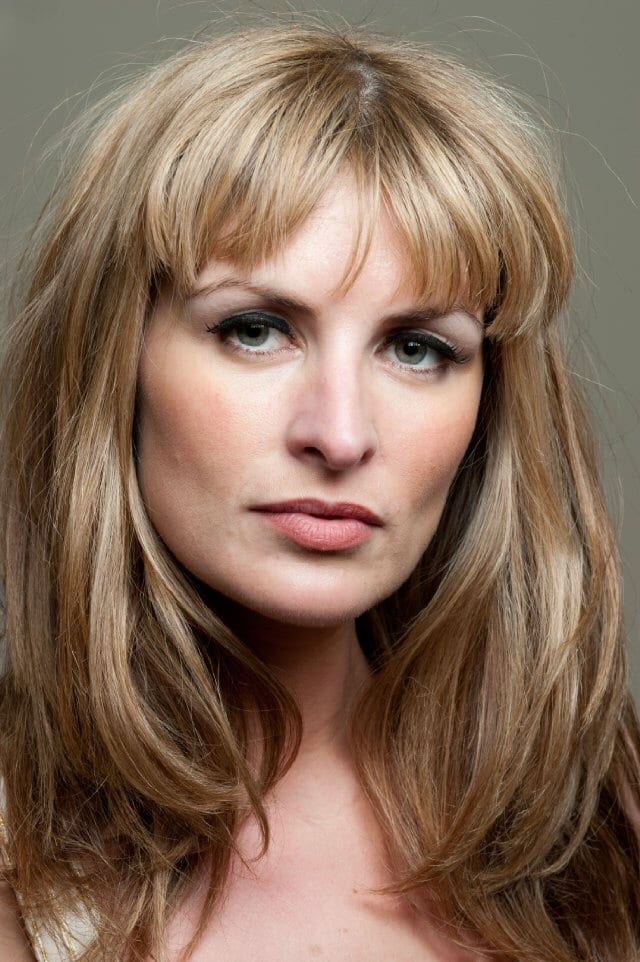 Lesley Harcourt Lesley Harcourt