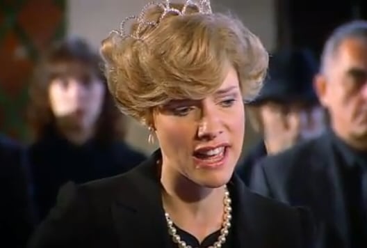 Dolly Wells
