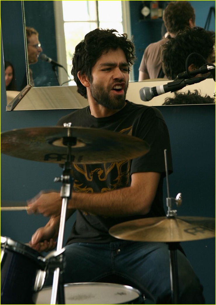 Adrian Grenier