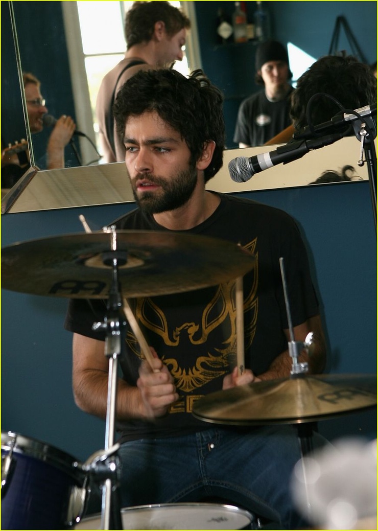 Adrian Grenier