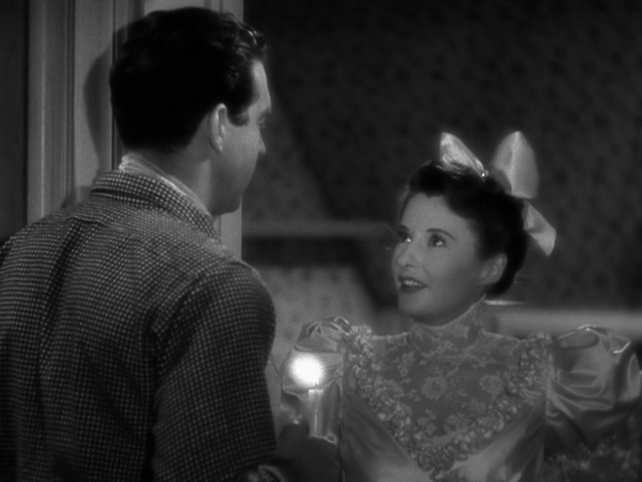 Remember the Night (1940)