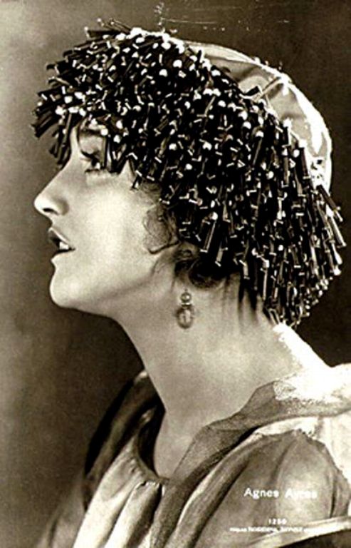Agnes Ayres