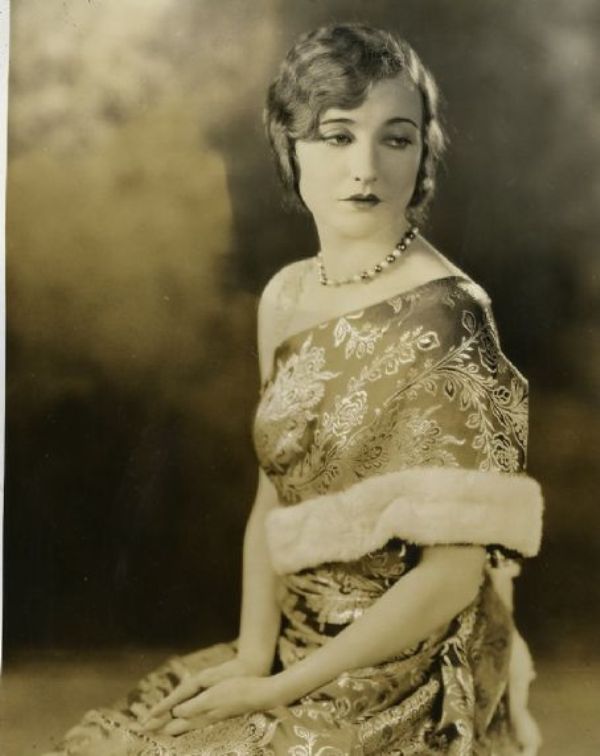 Agnes Ayres Agnes Ayres