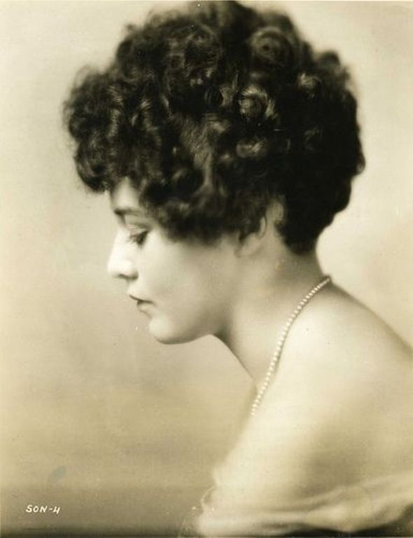 Sally O'Neil