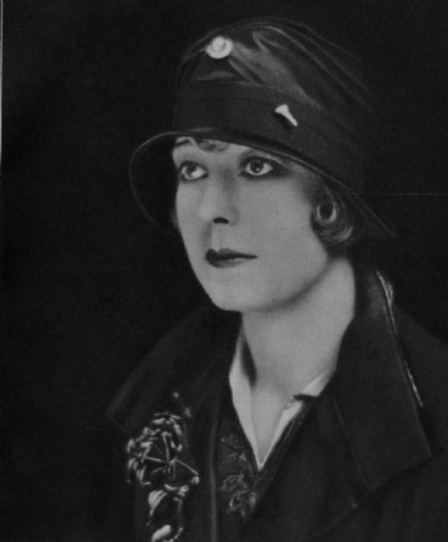 Seena Owen