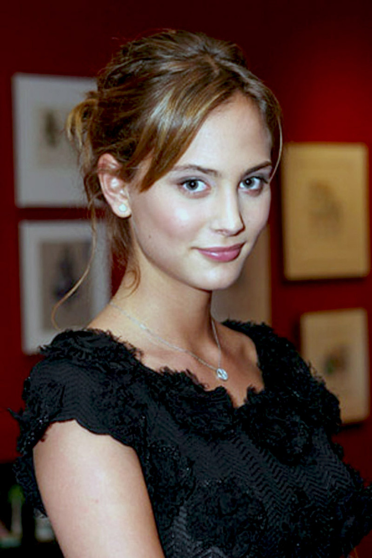 Nora Arnezeder Nora Arnezeder