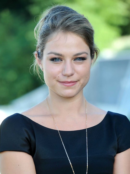Émilie Dequenne Émilie Dequenne