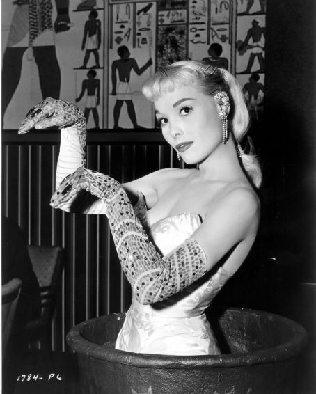 Lee Sharon Lee Sharon