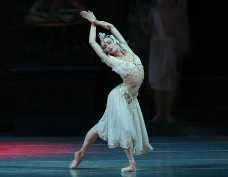 Diana Vishnyova Diana Vishnyova