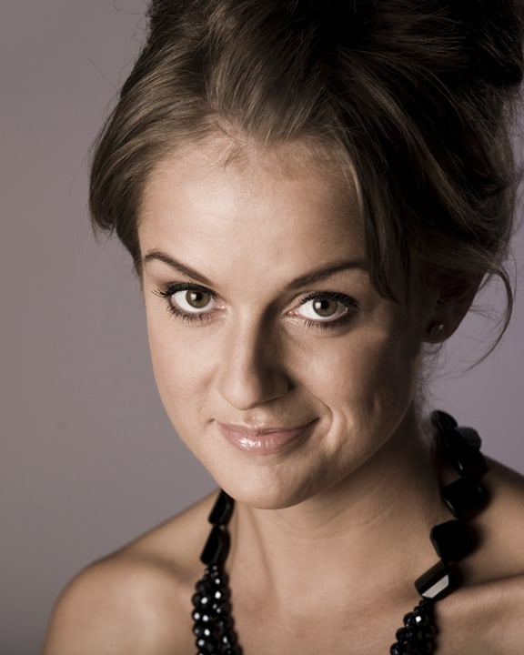 Sarah Thomson Sarah Thomson