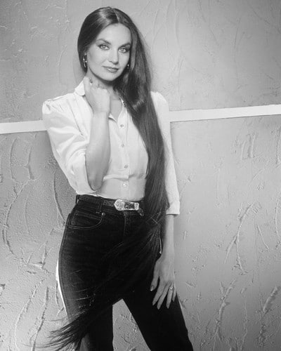 Crystal Gayle