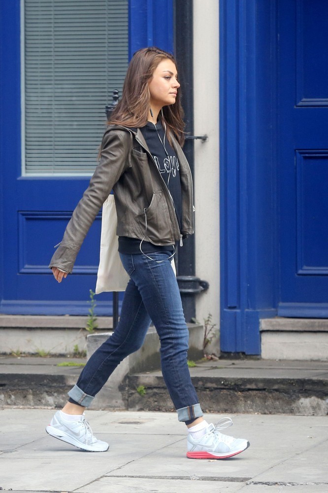 Mila Kunis