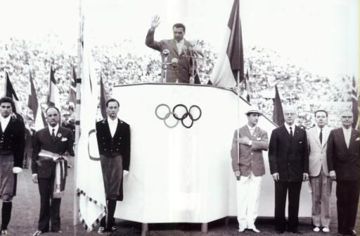 Gazzetta Dello Sport Du 11 Novembre 1955 – Adolfo Consolini, Medaglia Emilio Gardiol
