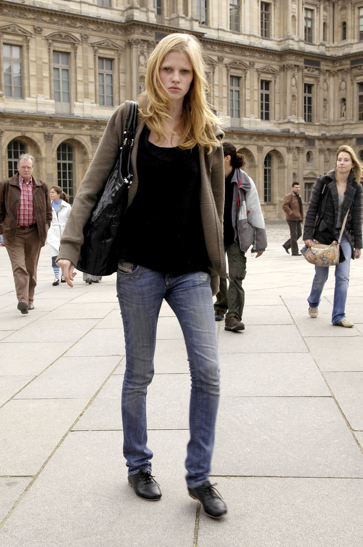 Lara Stone