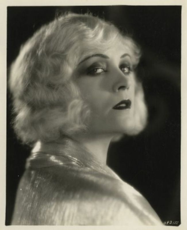 Pola Negri