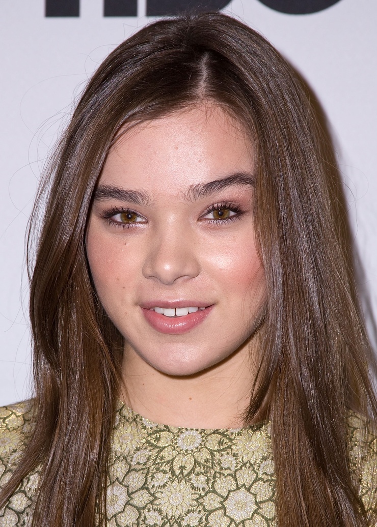 Hailee Steinfeld