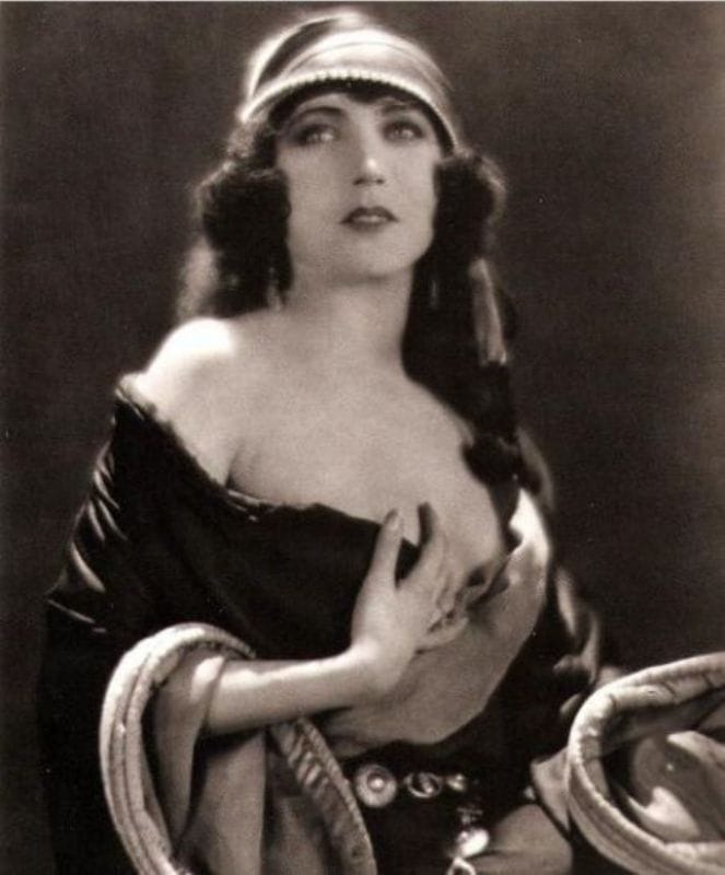Renée Adorée Renée Adorée