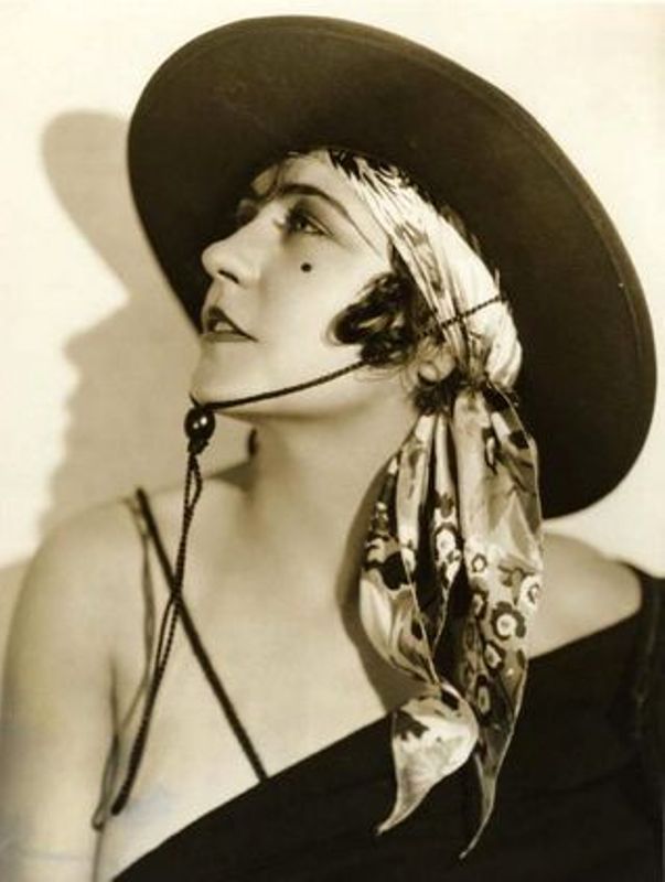Renée Adorée