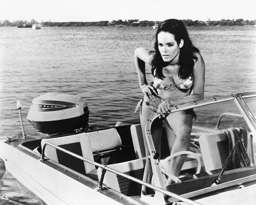 Martine Beswick