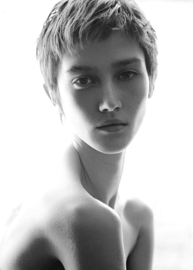 Caitlin Lomax