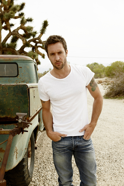 Alex O'Loughlin Alex O'Loughlin