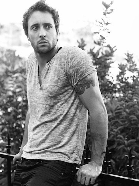 Alex O'Loughlin