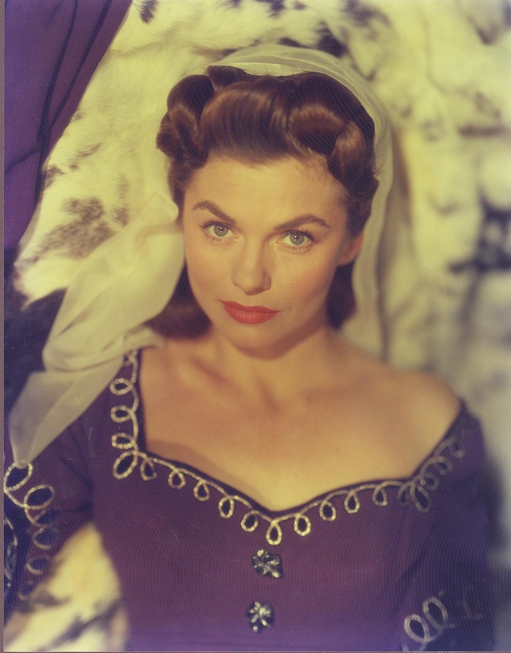 Joanne Dru