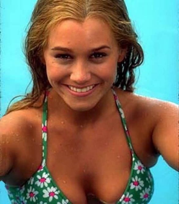 Christine Taylor Christine Taylor