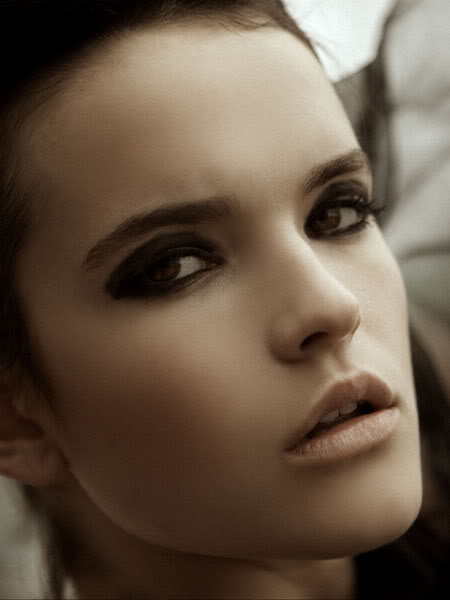 Zoe Colivas