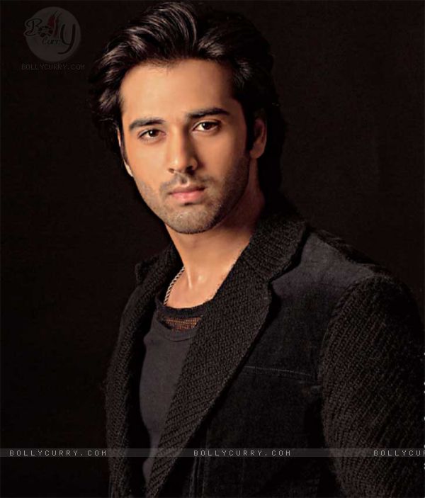 Pulkit Samrat