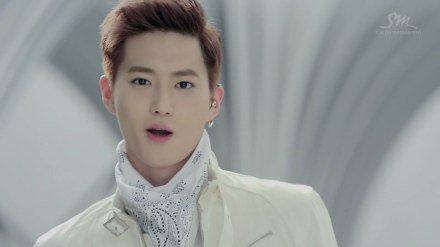 Suho (Exo K)
