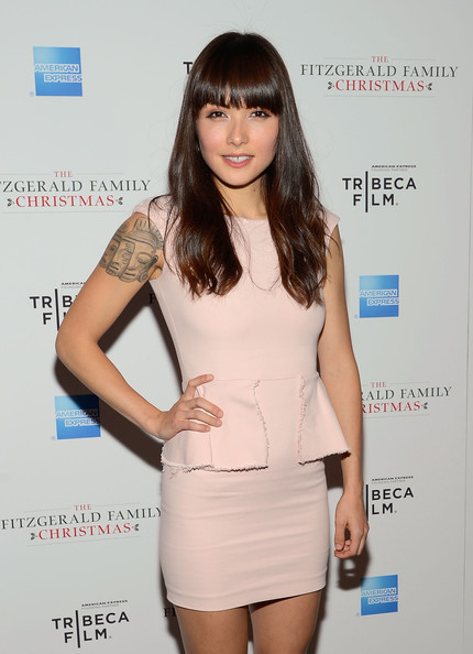 Daniella Pineda Daniella Pineda