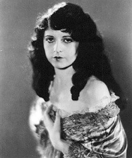 Picture of June Marlowe