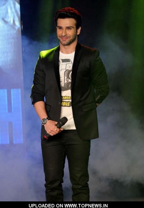 Girish Taurani