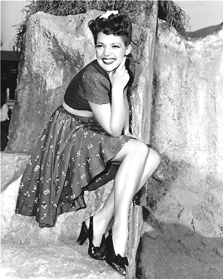Anne Gwynne Anne Gwynne