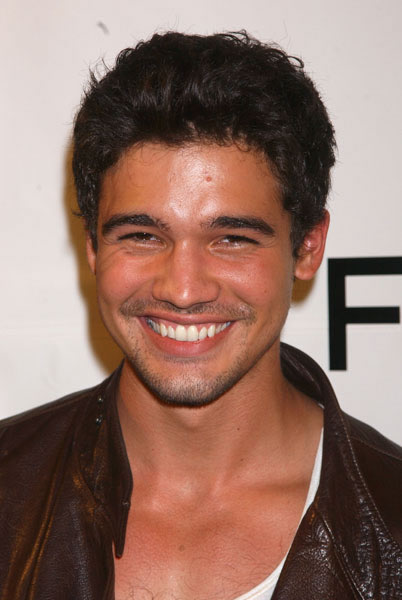 Steven Strait