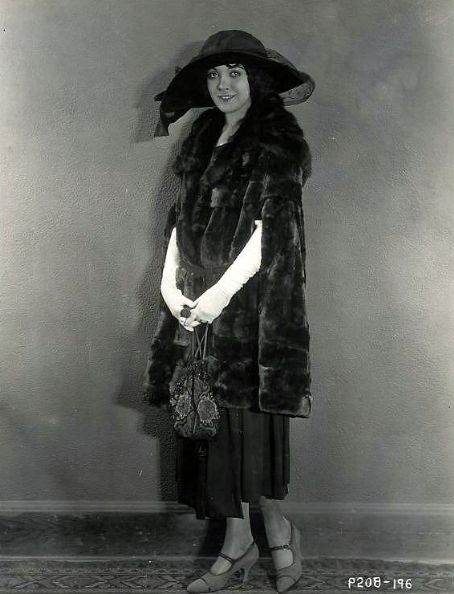 Lila Lee Lila Lee