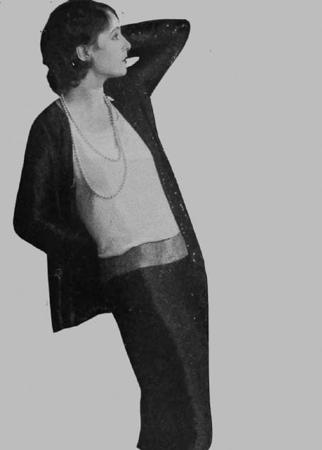 Sharon Lynn
