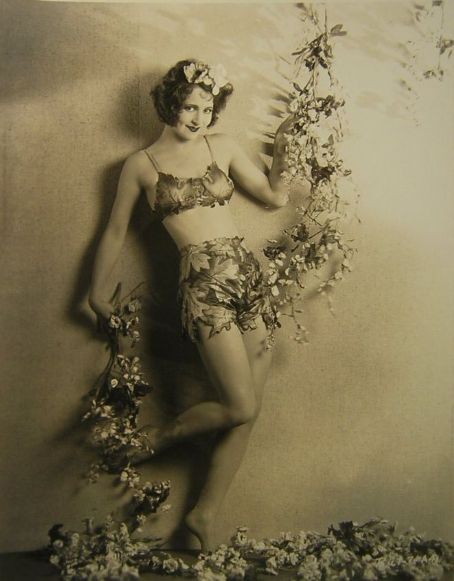 Sharon Lynn