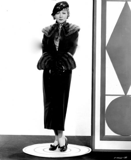 Sharon Lynn