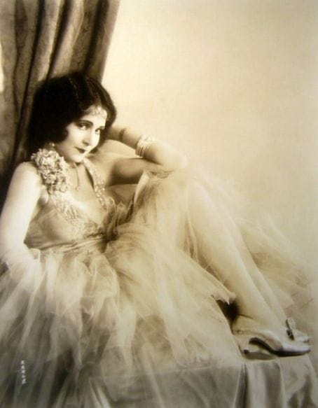 Sharon Lynn